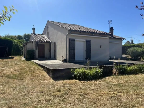 Une opportunité rare de posséder une maison moderne de trois chambres