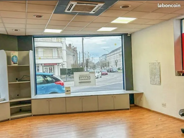 LOCAL COMMERCIAL 150 m² BRIVE LA GAILLARDE
