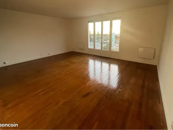 APPARTEMENT T4 90m2
