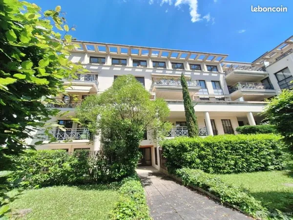 Appartement 4 pièces 112 m²