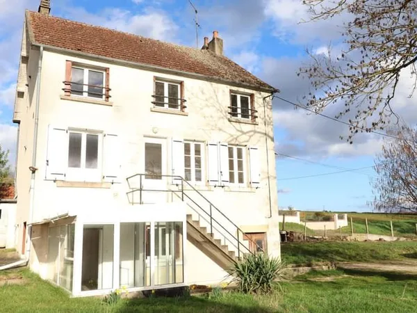 Immeuble de rapport 2 pièces 150 m²
