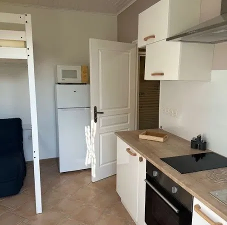 Studio 1 pièce 23 m²