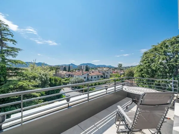 Sublime duplex avec terrasses plein sud au coeur du quartier