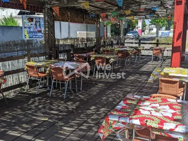 Local commercial 130 m²