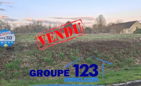 Terrain constructible de 1189m2