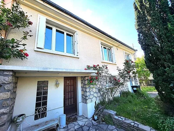 Maison 4 pièces 97 m²