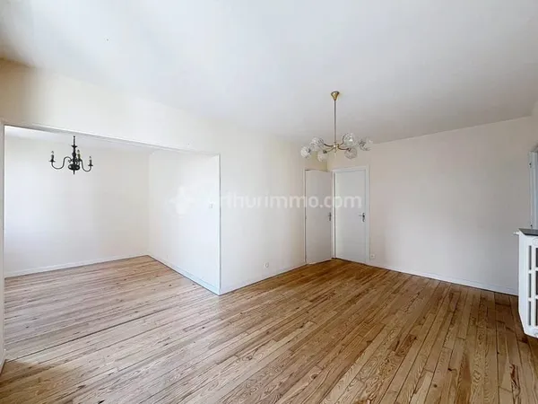 Appartement T3 avec garage et balcon