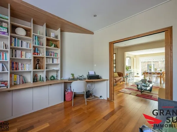 Echoppe surélevée de type 5 - 120 m² Talence Barrière de Pes