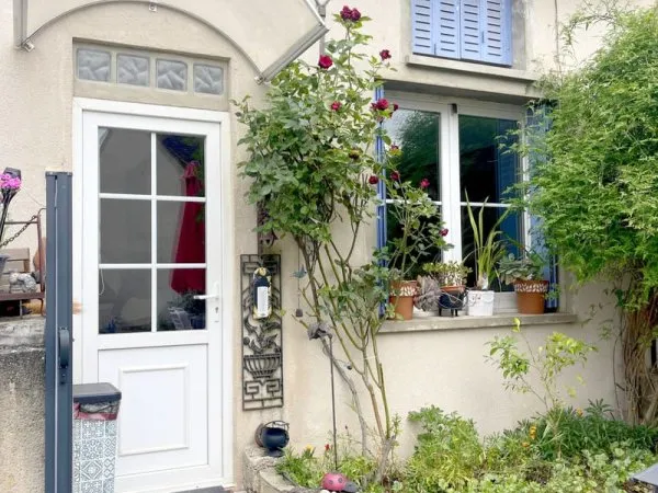 Charmante maison de village avec terrasse et jardinet - Proche Voulx