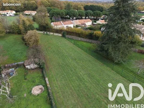 Terrain 702 m² Soyaux