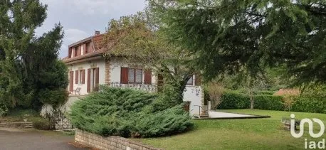 Maison 8 pièces 184 m²