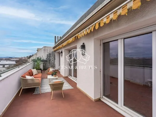 CALUIRE ET CUIRE - Appartement 90m2 avec terrasse de 24m2
