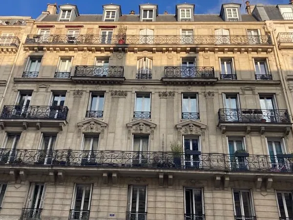 Paris 5ème-Jardin du Luxembourg-chambre 5,30m2