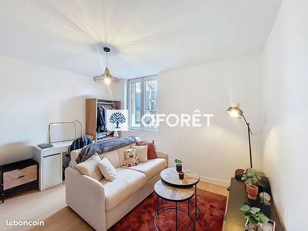Studio 1 pièce 24 m²