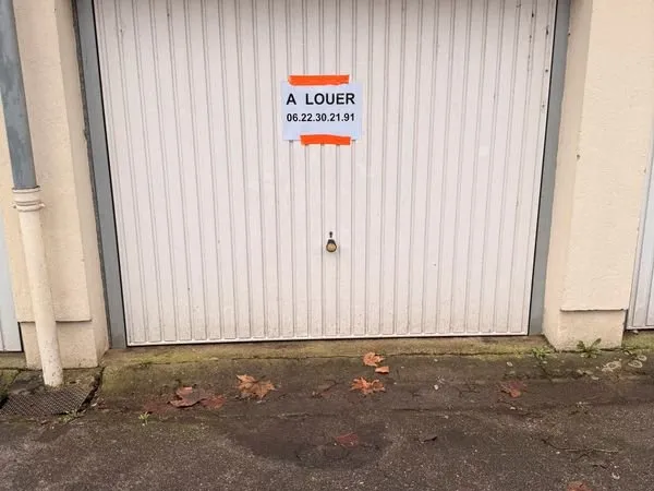 Stationnement Location Rombas   60€