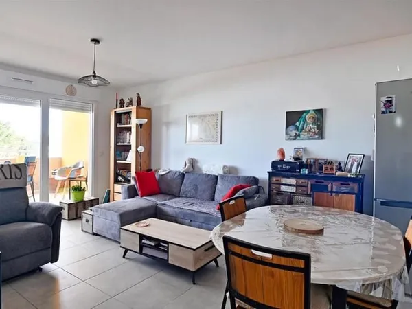 Appartement 3 pièces de 60 m² à Nîmes