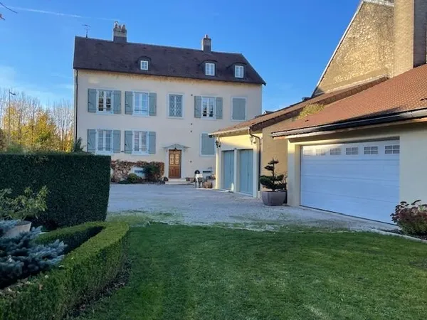 Maison bourgeoise - 313 m2- AUDINCOURT