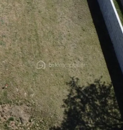 Terrain 399 m²
