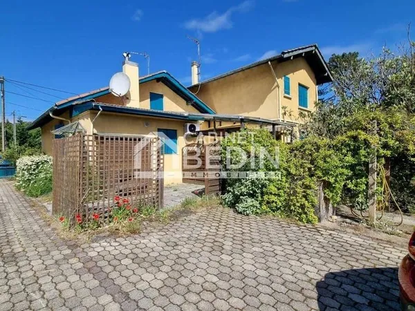 Maison 8 pièces 160 m²