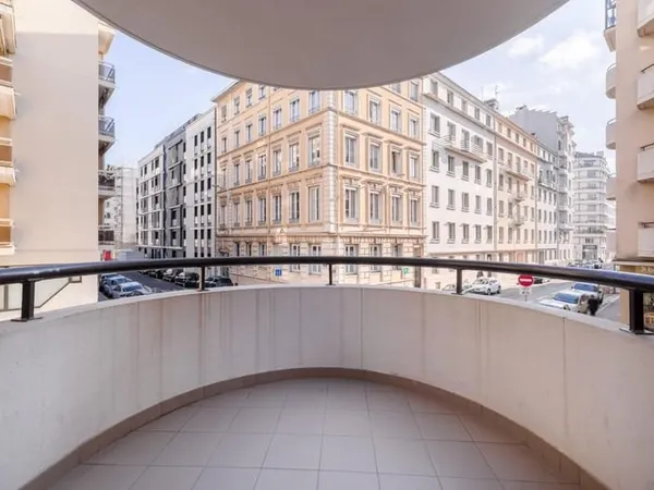 APPARTEMENT LYON 6 - CŒUR DU TRIANGLE D'OR - T5