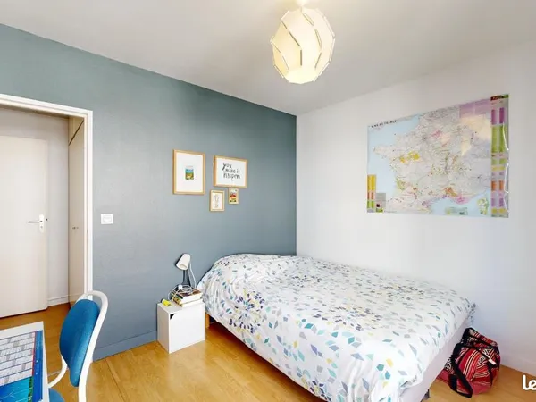 Chambre 4 pièces 69 m²