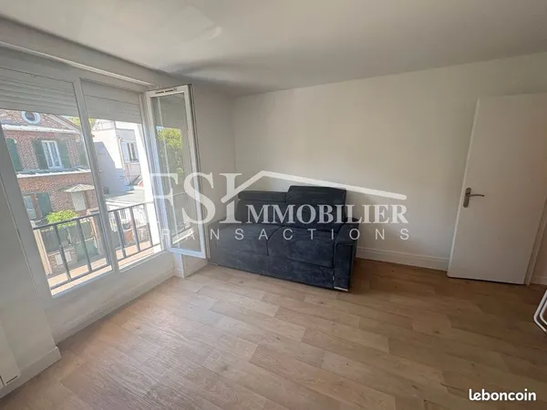 Studio 1 pièce 26 m²