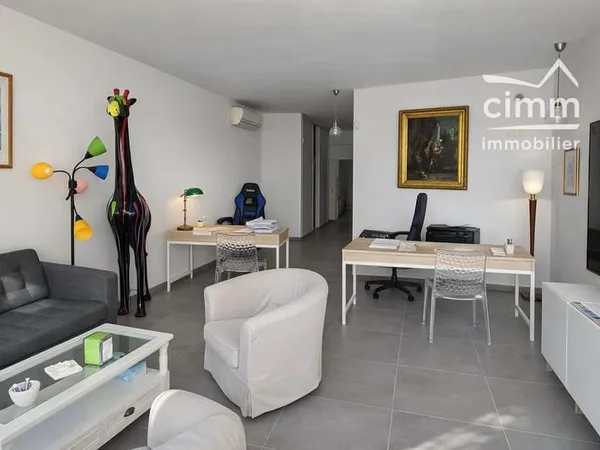 Bureaux 1 pièce 43 m²