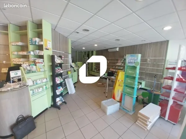Local commercial 108 m²