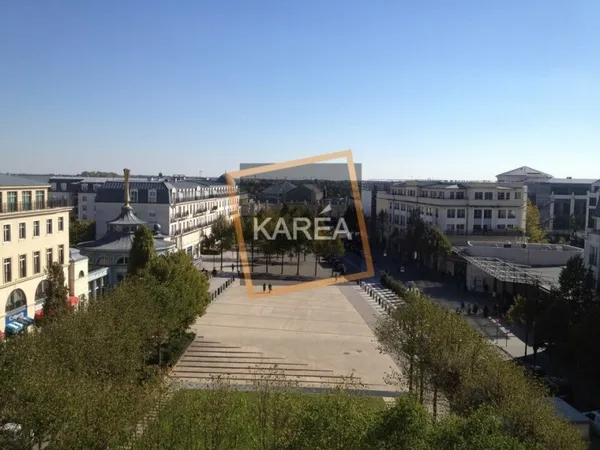 Bureaux 83 m²