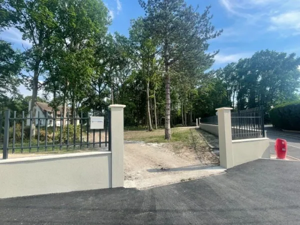 Terrain 644 m²