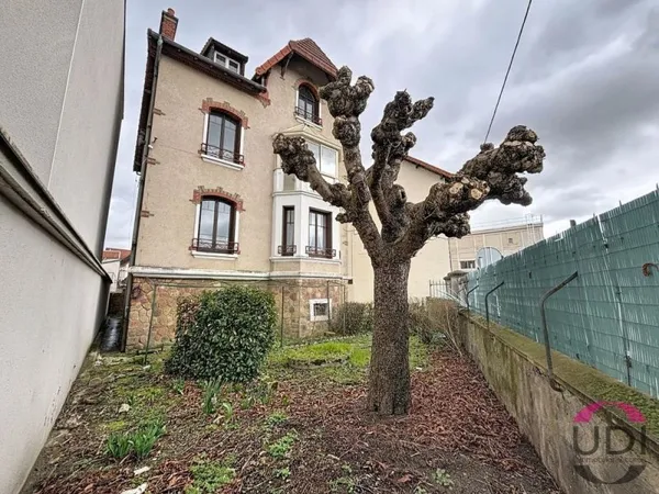 Maison 8 pièces 198 m²