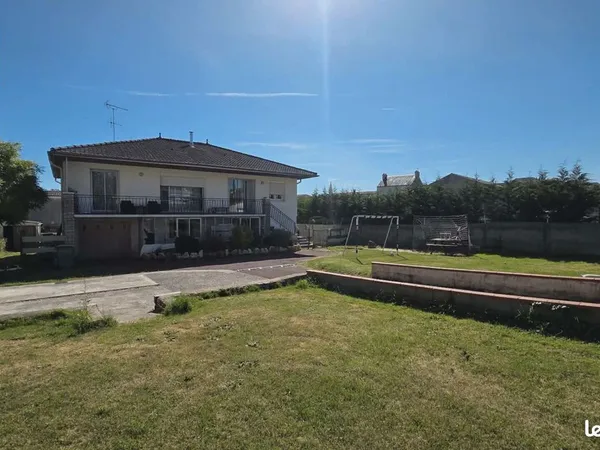Maison 9 pièces 156 m²