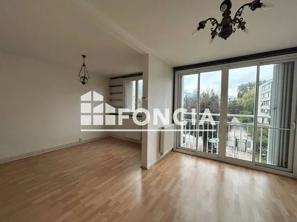 Appartement 5 pièces 82 m²