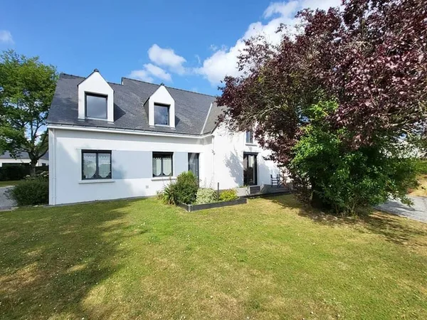 Maison 7 pièces 180 m²