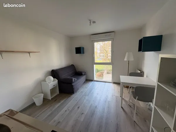 A louer studio meublé