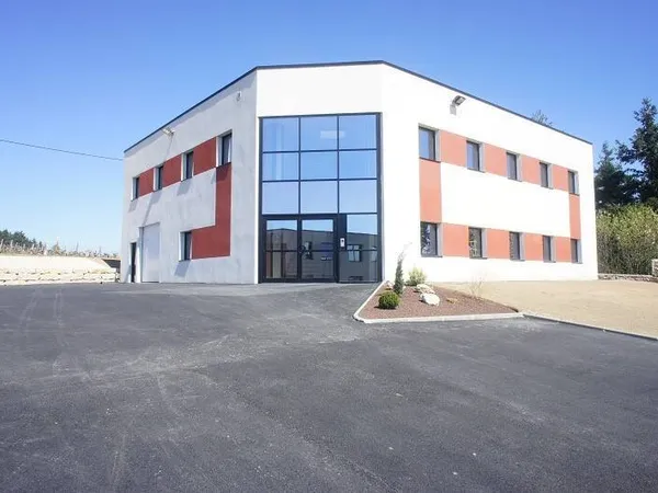 Local d'activité 500 m²