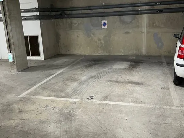 Loue magnifique parking handicapé couvert et sécurisé gare de Vigneux sur Seine