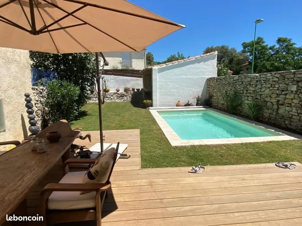 À vendre : Maison de village atypique en pierre entièrement rénovée à Viols-le-Fort