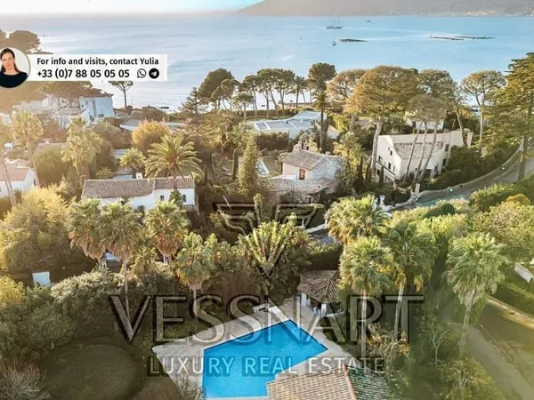 Villa provençale d'exception au coeur du Cap d'Antibes
