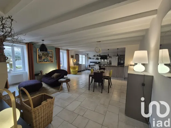 Maison 5 pièces 256 m²