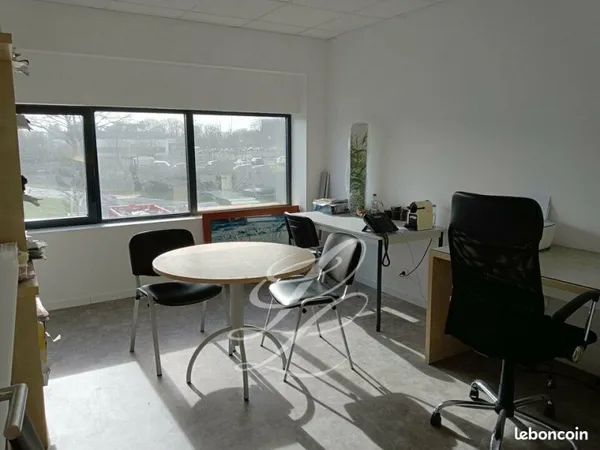 LOCAL D'ACTIVITE 85 m² SAINT HERBLAIN