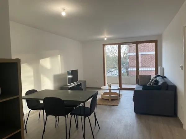 Loue appartement meublé