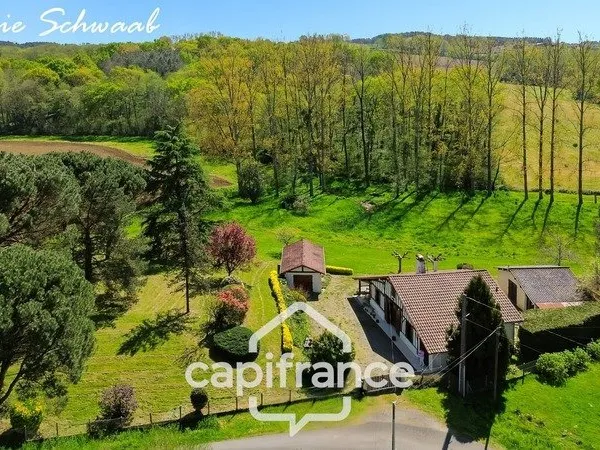 POUILLON (40) Maison de caractère à rénover - Grand terrain et dépendances - Au calme