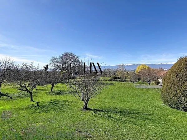 Terrain constructible à vendre - COLLONGES SOUS SALEVE (74)