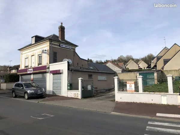 Immeuble 166 m²