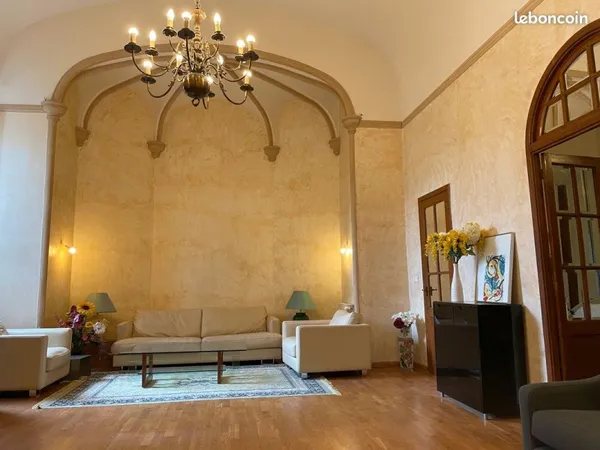 Magnifique appartement d'archevêque en centre ville à 15minutes de la mer - T4 de 120 m2 à découvrir