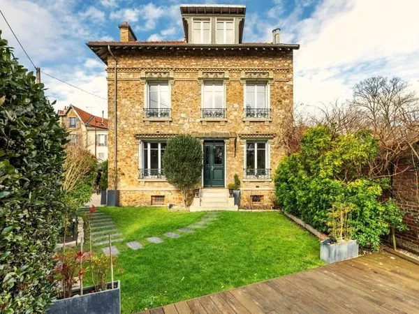 Maison 7 pièces 154 m²