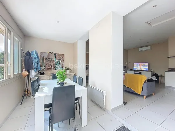 Appartement 4 pièces 56 m²