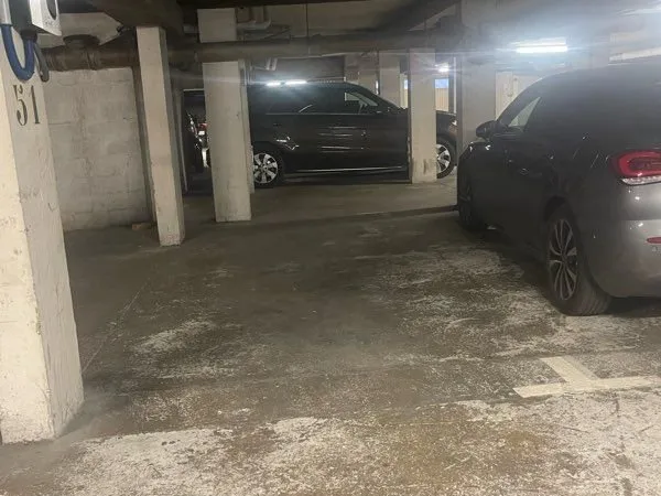 Vend place de parking