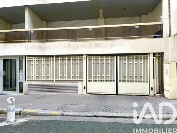 Parking 11 m²